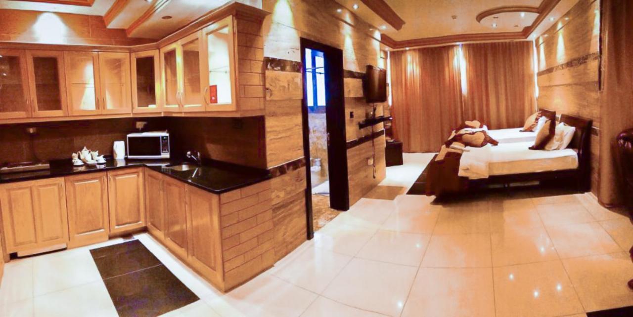 Jad Hotel Suites Amman Zewnętrze zdjęcie