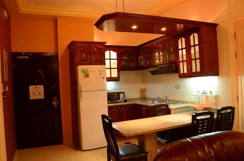 Jad Hotel Suites Amman Zewnętrze zdjęcie