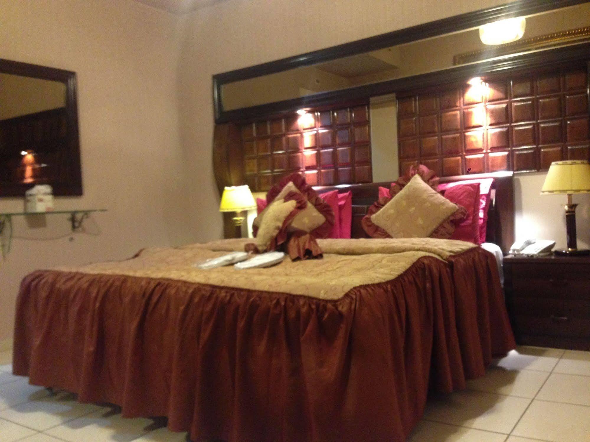 Jad Hotel Suites Amman Zewnętrze zdjęcie