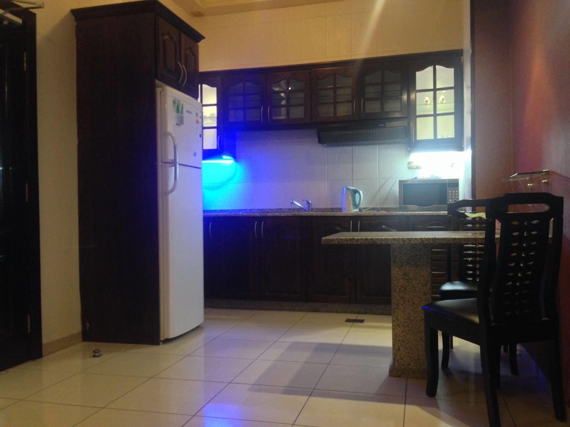 Jad Hotel Suites Amman Zewnętrze zdjęcie