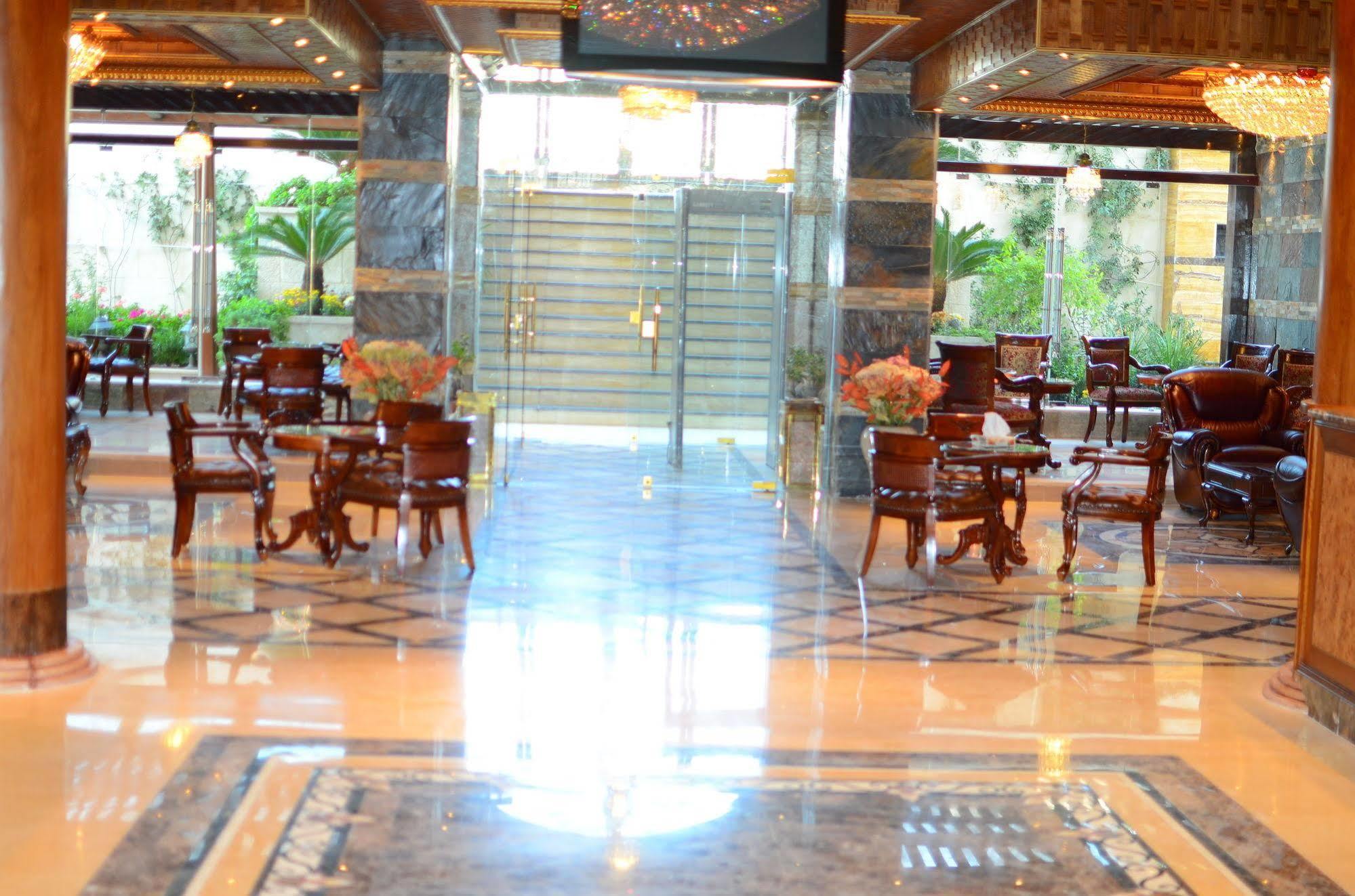 Jad Hotel Suites Amman Zewnętrze zdjęcie